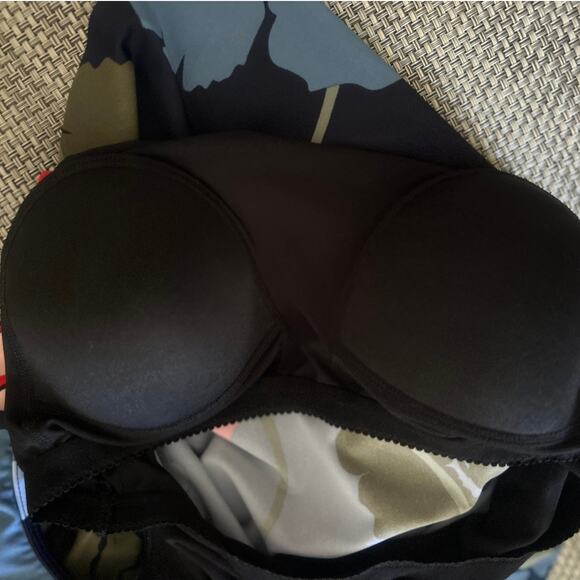 MOTHERHOOD MATERNITY One Shoulder Ruffle Floral One Piece Navy Red Swimsuit M - Picture 4 of 5